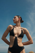 ASII ONE PIECE - BLACK