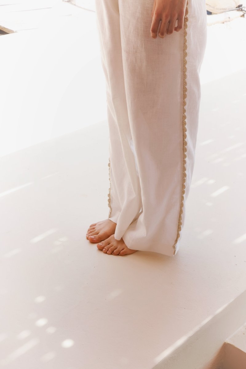 MAJAYURA PANT - PALAA